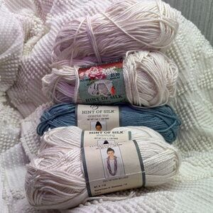 Hint of Silk Yarn Bundle - Blue and off White Cream